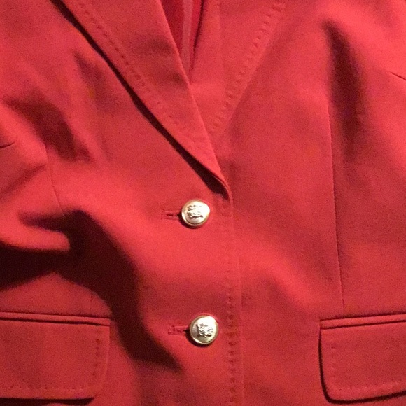 Anne Klein Red Blazer   To Gold Button for closure.Size 8 $ 45 - Picture 2 of 11